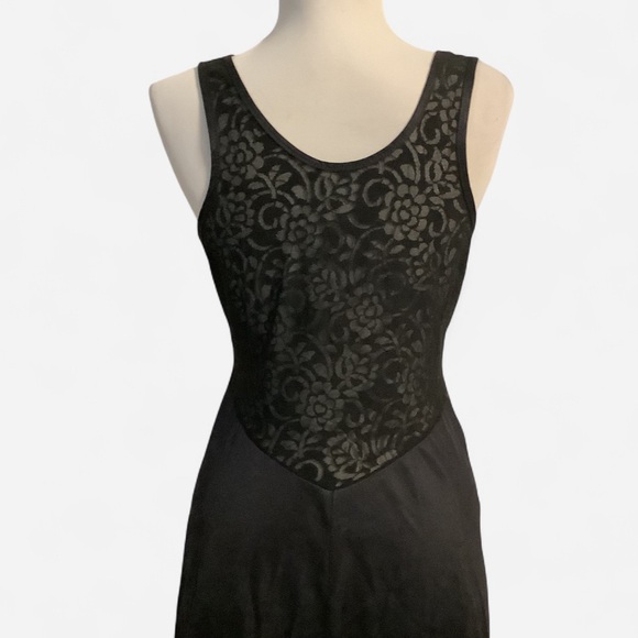 Sexy Vintage Chemise Black Lace Peek a Boo Bodice Sheer Nylon Long Gown - Picture 8 of 11